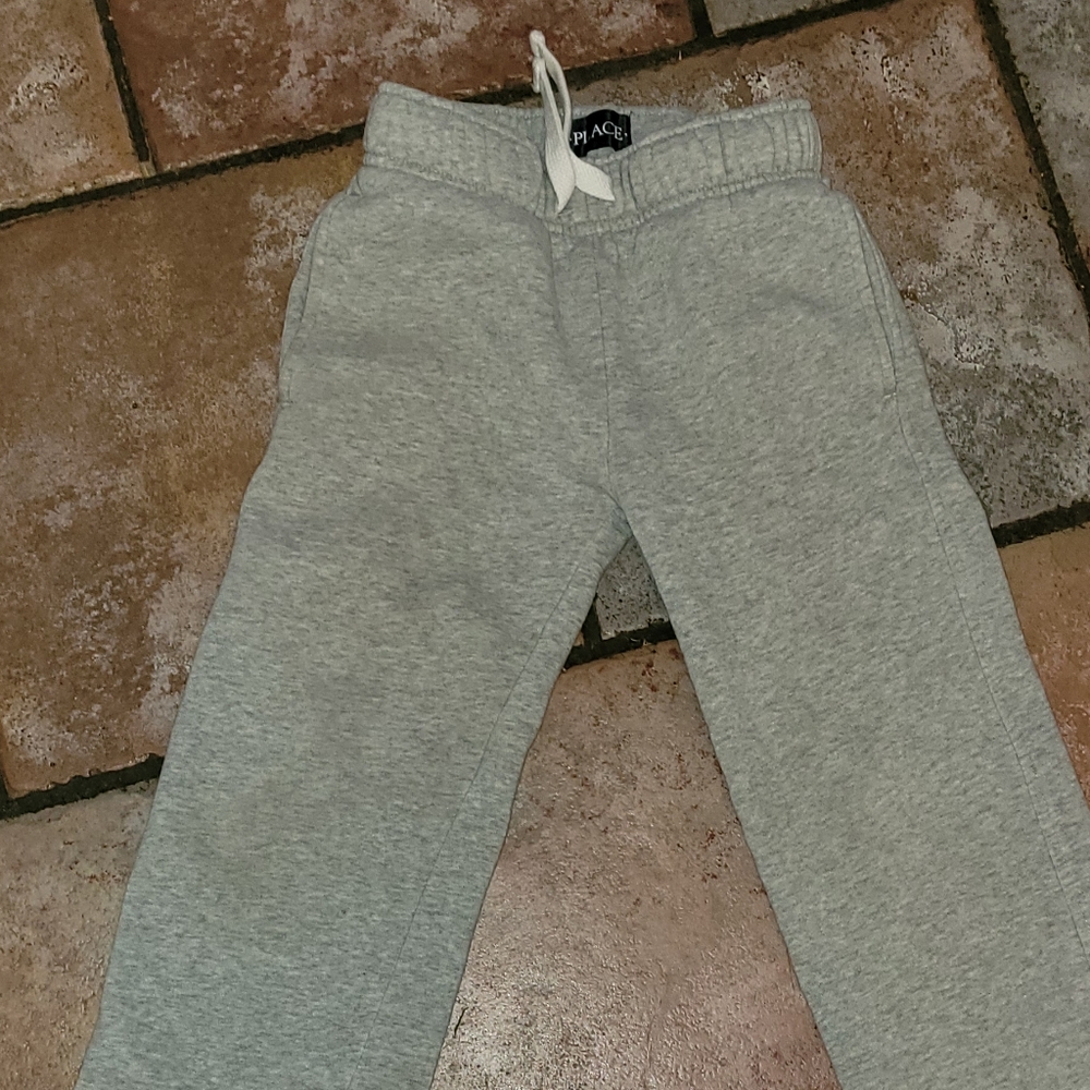 Boys size 5/6 sweatpants